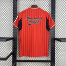 CAMISA DO MANCHESTER UNITED ESPECIAL BASEBALL 25/26 - VERMELHA