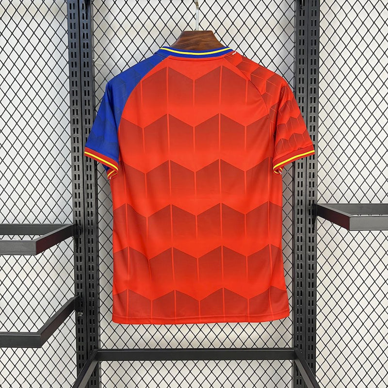 CAMISA DA SELEÇÃO DA ESPANHA 25/26 VERMALHO E AZUL