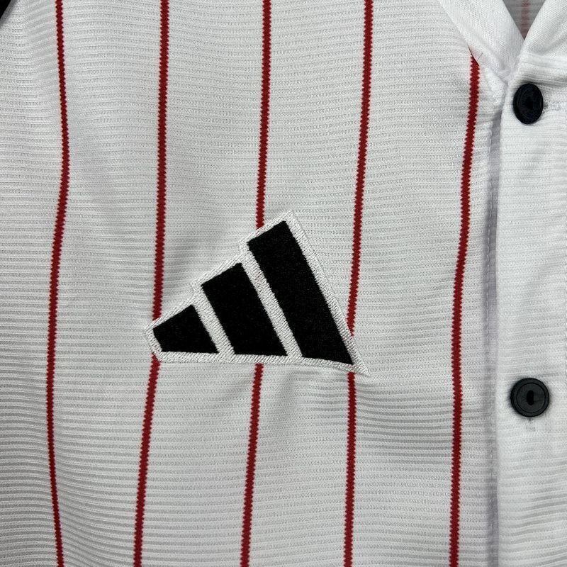 CAMISA DO RIVER PLATE ESPECIAL BASEBALL 25/26 - BRANCA